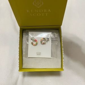 Kendra Scott Reece Huggie Earrings
